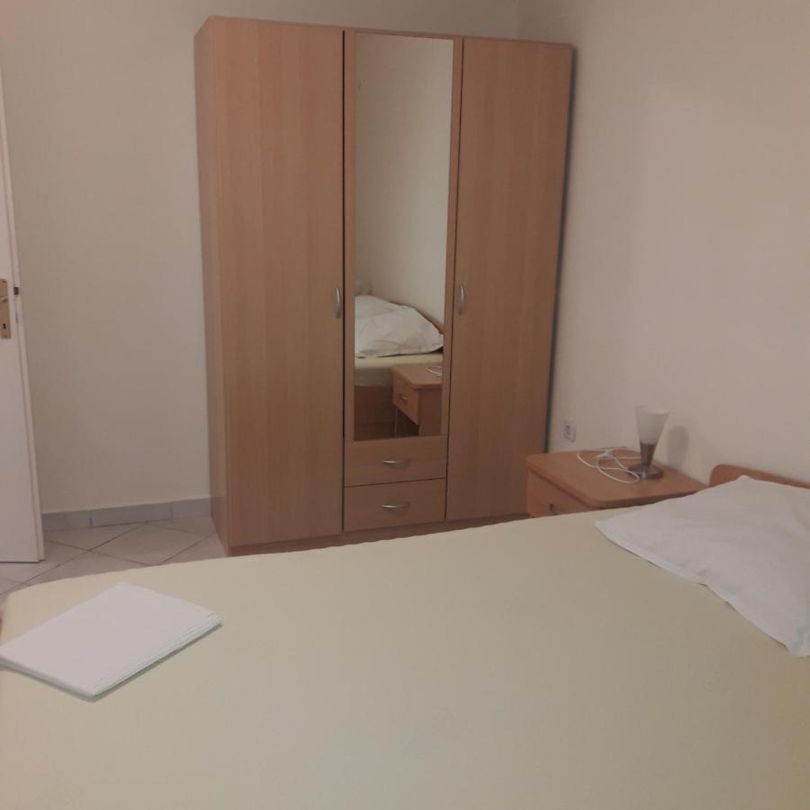 Apartman Dinka Башка Екстер'єр фото